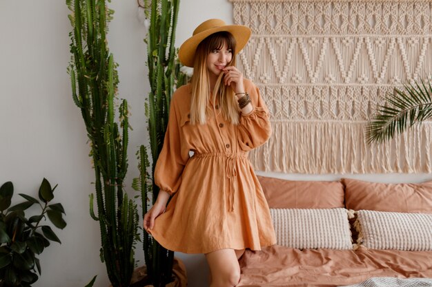 Klasyczna elegancja czy boho – jak wybrać styl idealny dla siebie?